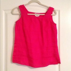 Linen sleeveless blouse